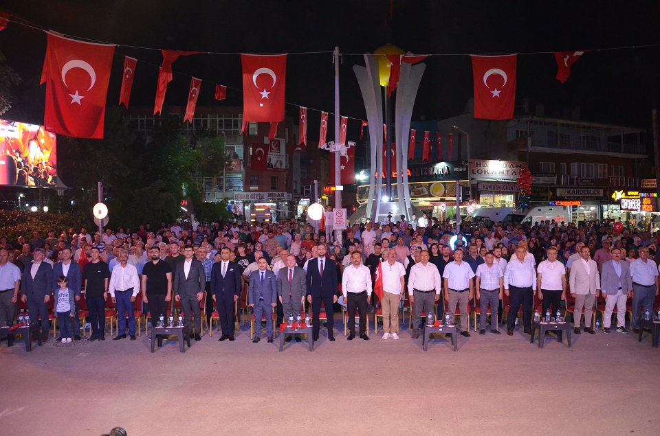 İlçemizde 15 Temmuz Demokrasi ve Milli Birlik Günü Anma Etkinlikleri Gerçekleştirildi.