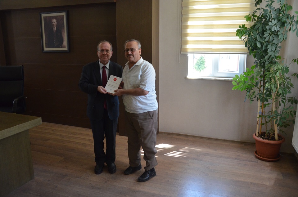        Mahalle Muhtarları Başvuru Kitapçığı Muhtarlarımıza Dağıtıldı.